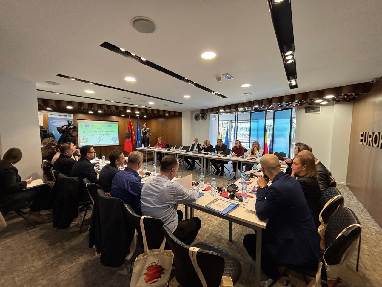 Round Table 2