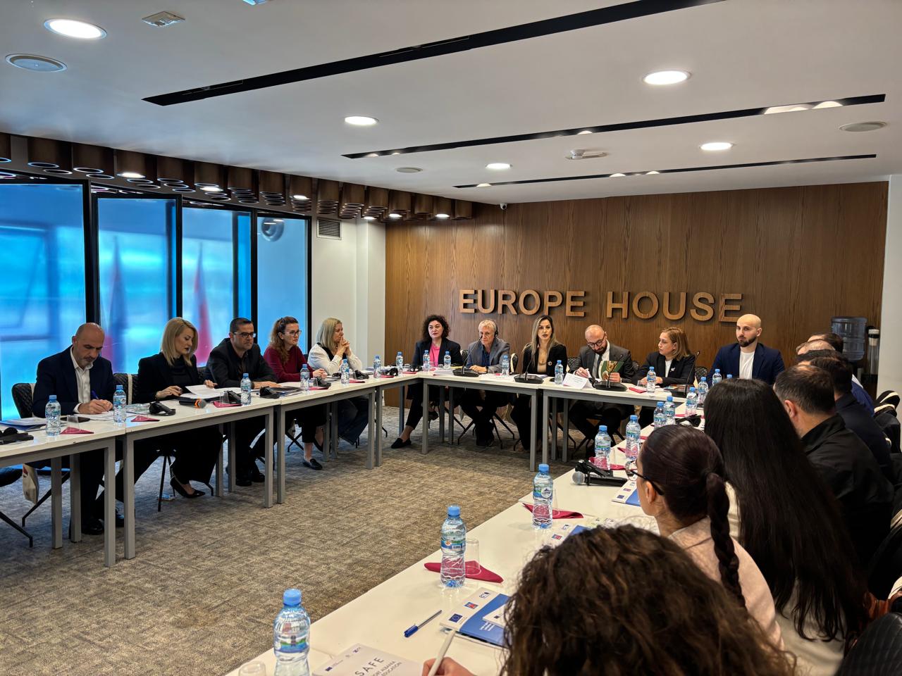 Round Table 4